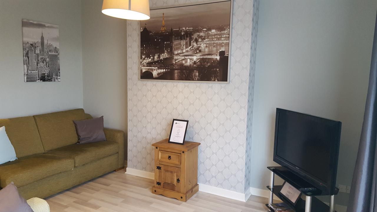 Castleton Gardens Apartments 벨파스트 외부 사진